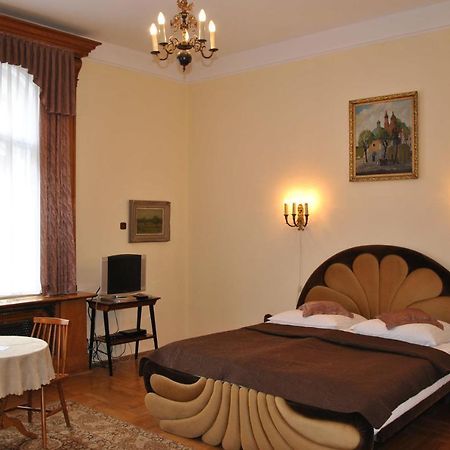 Ferienwohnung Dom Polonii Krakau Zimmer foto